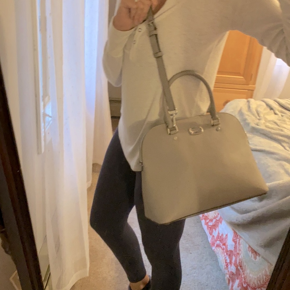 Michael Kors handbag - Picture 3 of 6